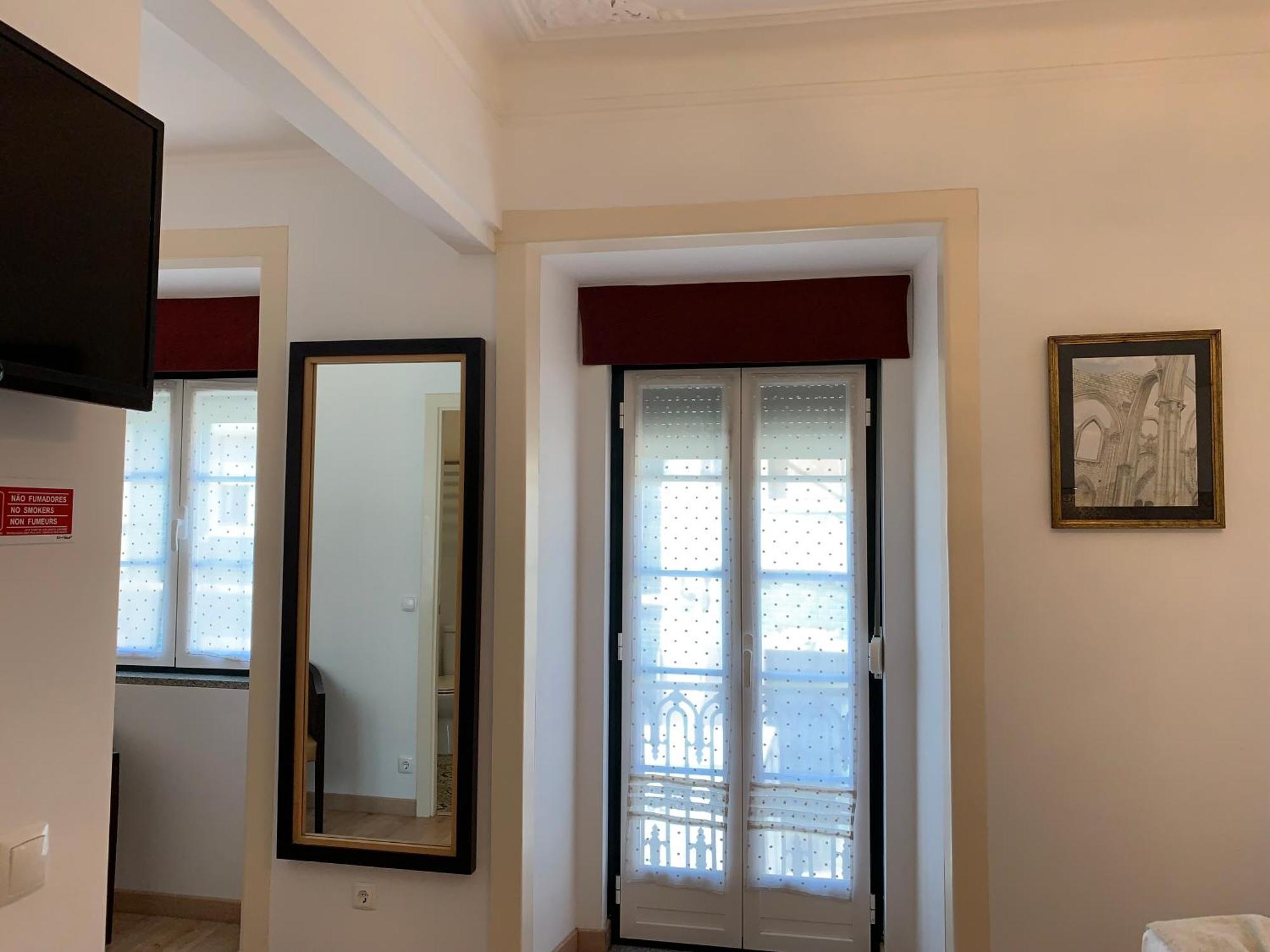 Discovery Apartment Estrela Lisbon Exterior photo